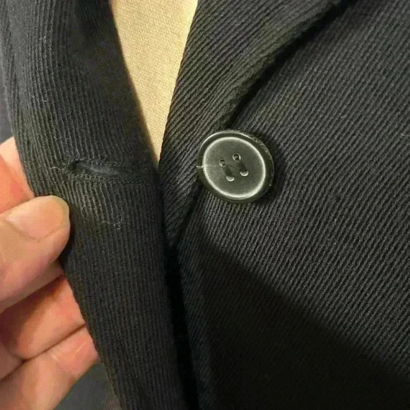 Mondi Women’s Long Coat. Navy. Button Up. Velvet Collar. Pockets. Size 4 - Picture 3 of 8